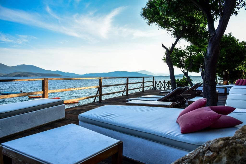Melies- Seaside Boutique Apartments Хортон Экстерьер фото